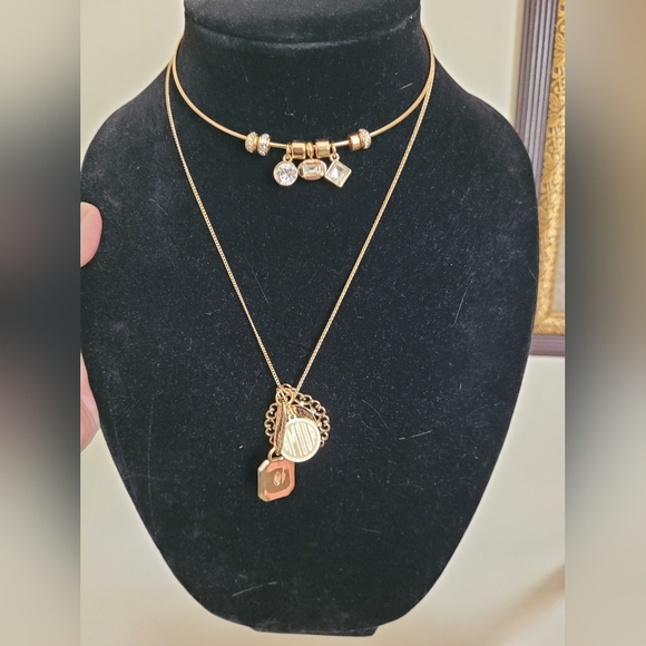 Sold - Picture 3 of 9